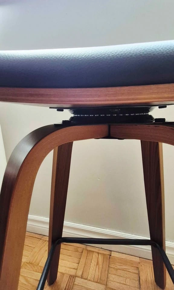 Swivel Bar stool - photo 4
