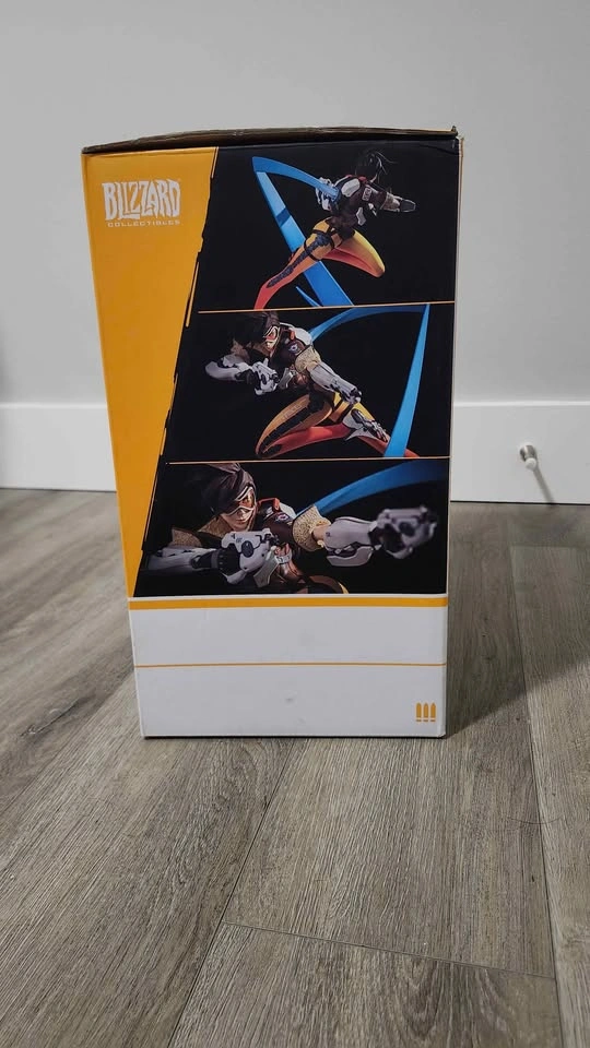 Overwatch tracer statue - photo 2