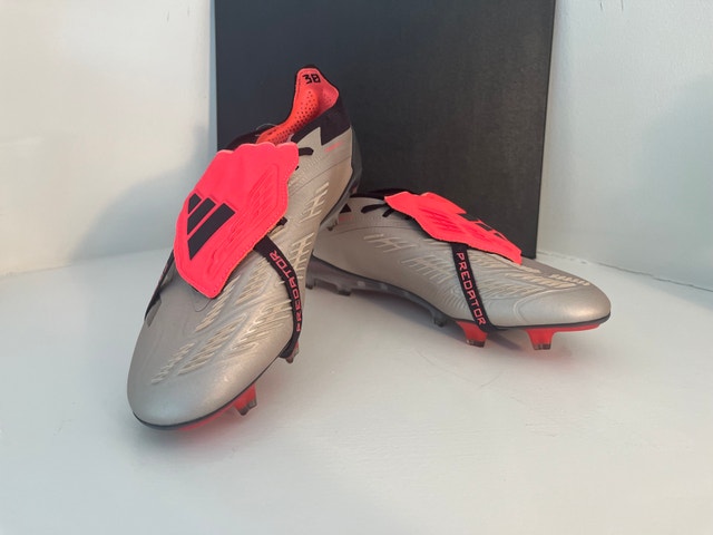Adidas Predator 25 Elite Vivid Horizon pack (Size 10 men’s)