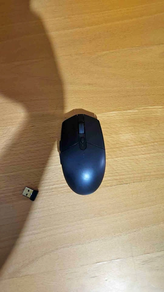 Logitech G305 Lightspeed mouse wireless