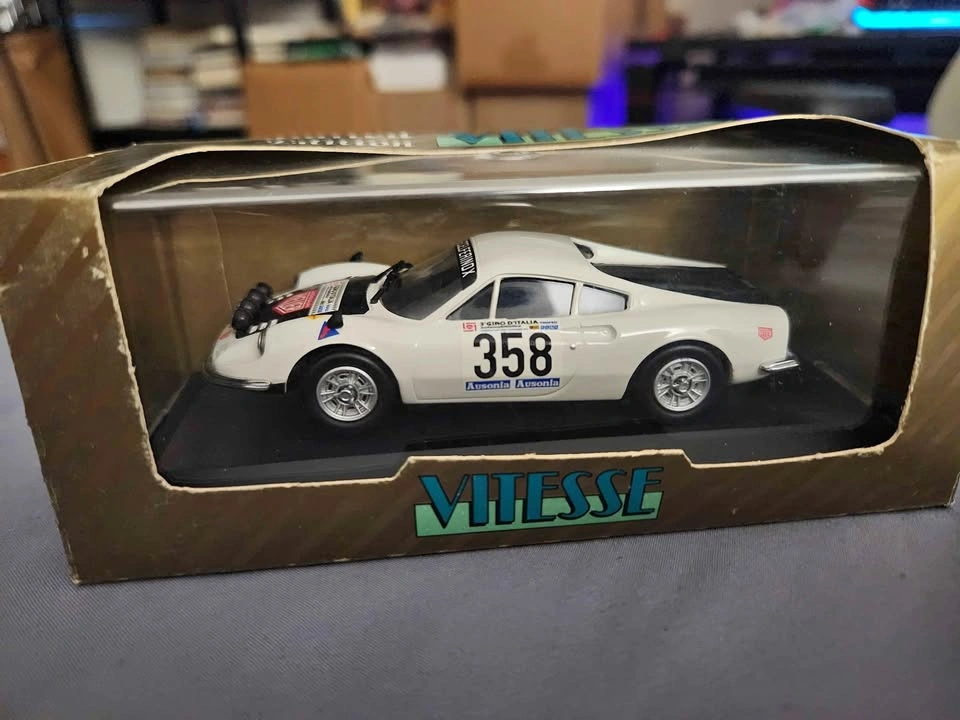 Vitesse L052 Ferrari Dino 246 GT Giro d’Italia #358 1:43 Limited