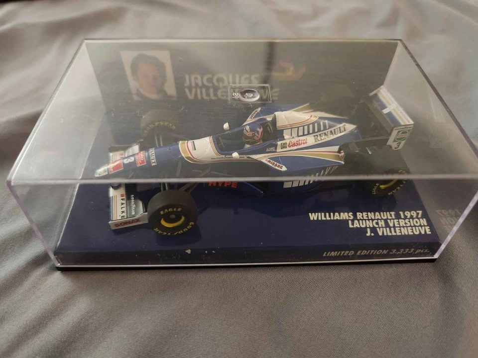 Minichamps Jacques Villeneuve Williams Renault 1997 1:43 Limited - photo 4