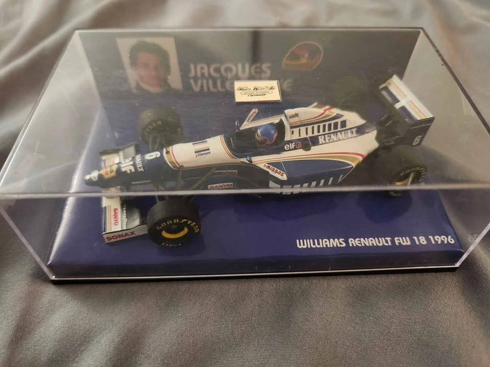 Minichamps Jacques Villeneuve Williams FW18 1996 1:43 Model - photo 2