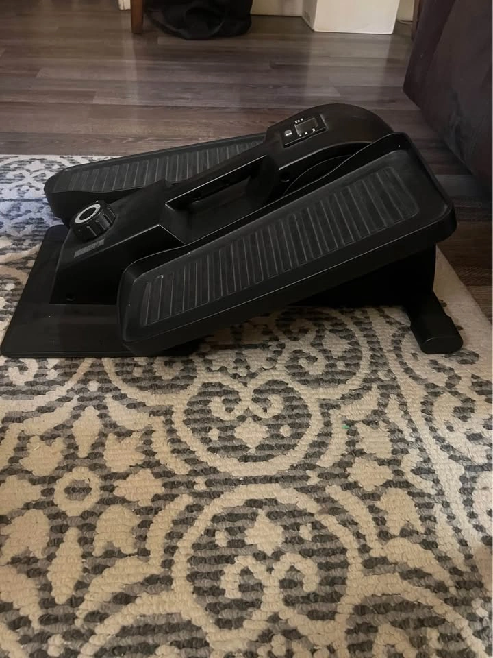 Cubii Under Desk Elliptical - photo 2