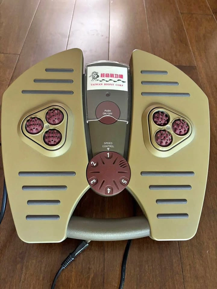 Foot massage machine