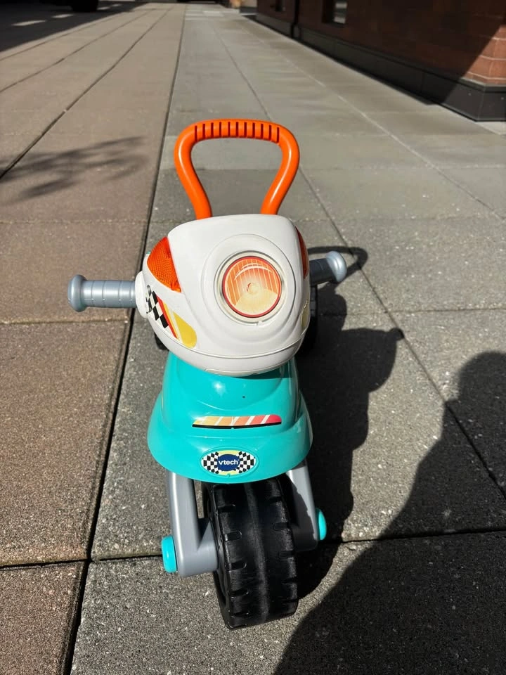 Vtech motorbike - photo 2