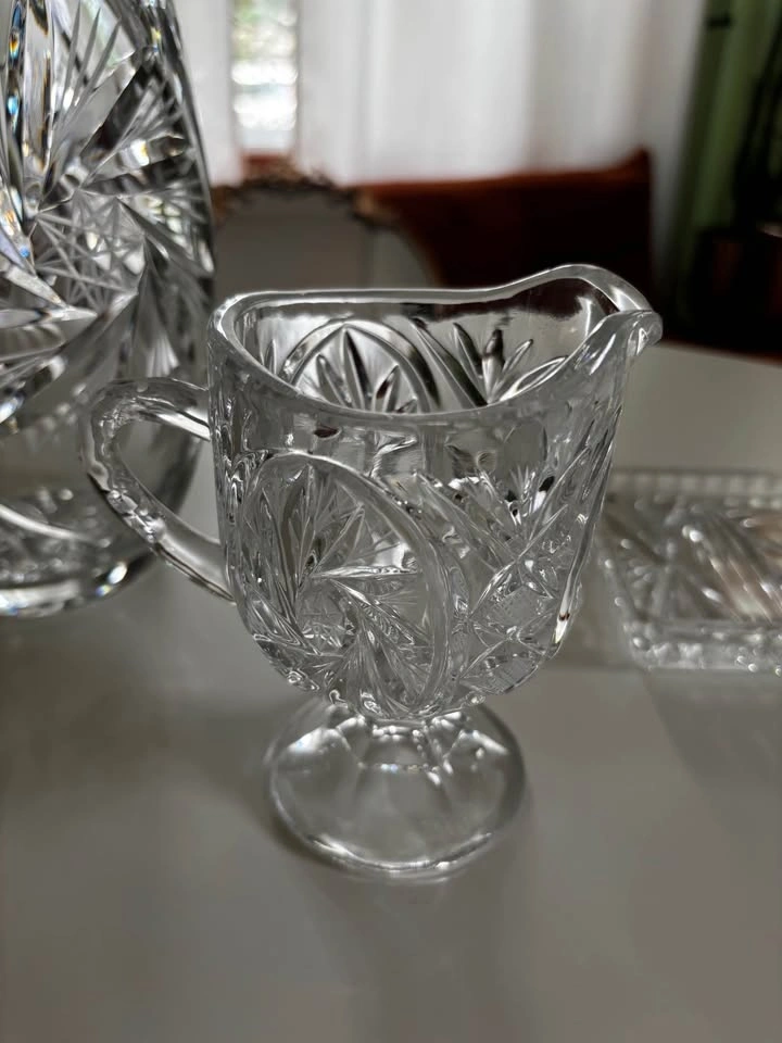 Vintage USSR Crystal cream and sugar set- Pinwheel Pattern - photo 2