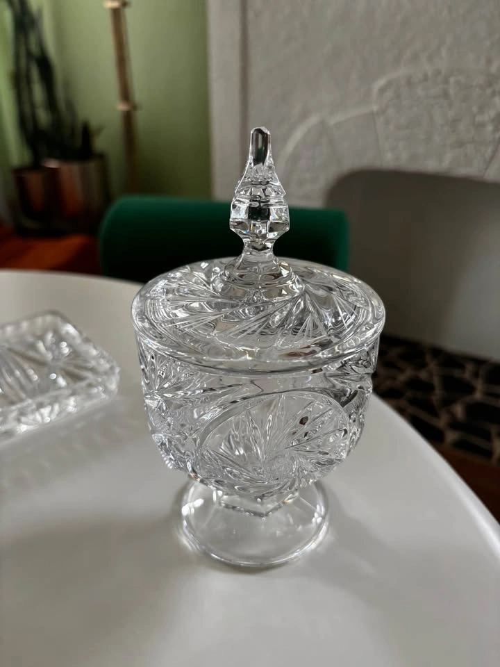 Vintage USSR Crystal cream and sugar set- Pinwheel Pattern - photo 3