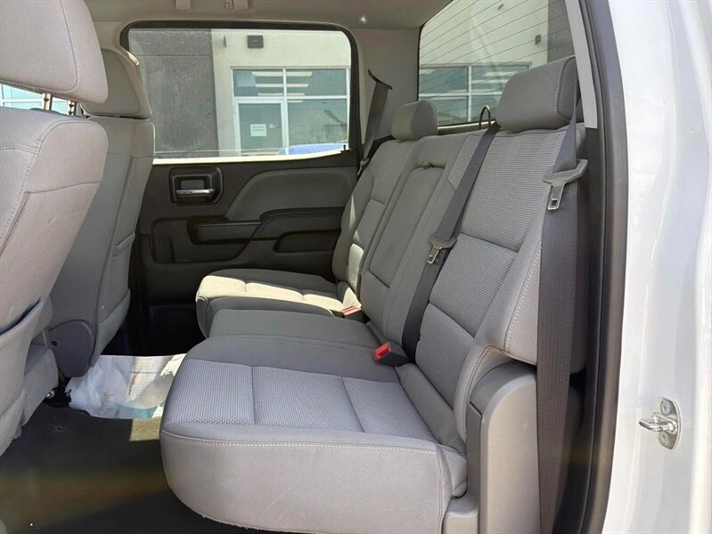 2018 Chevrolet Silverado 1500 - photo 2