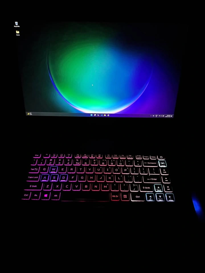 URGENT Triton 500 - i7 / RTX 2060 / 16GB RAM / 512GB SSD / 144Hz - photo 3
