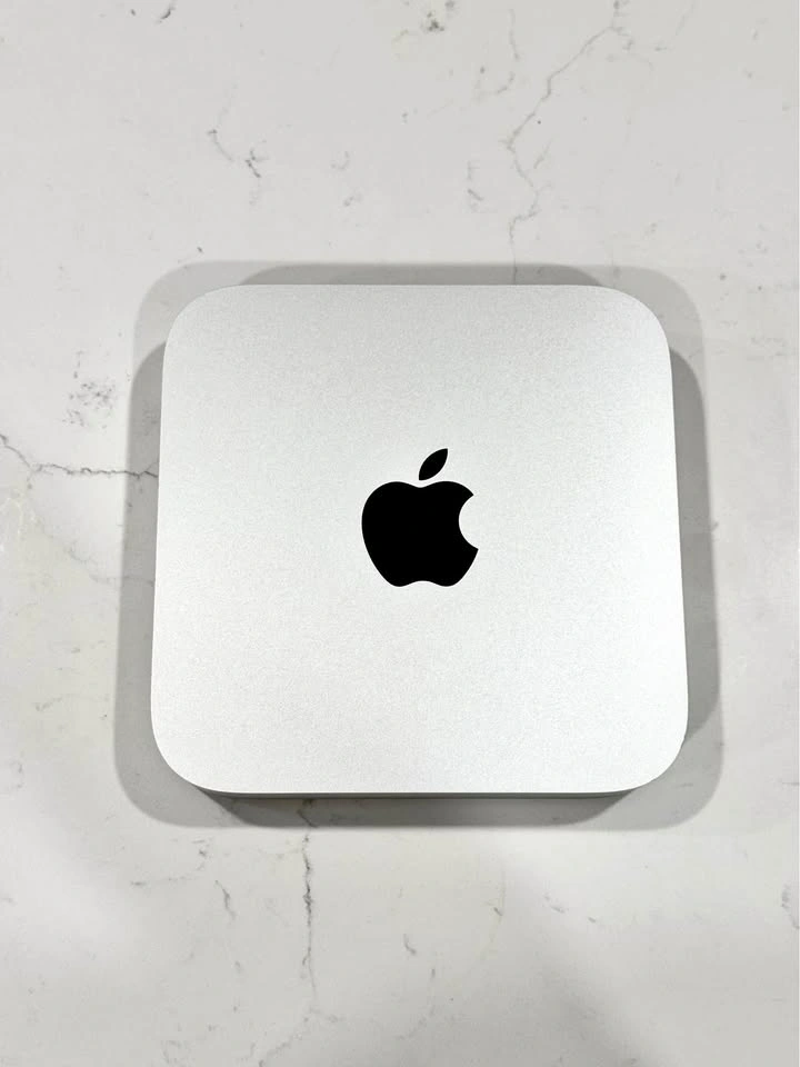 Apple Mac Mini M1 8GB / 256GB SSD - Excellent Condition