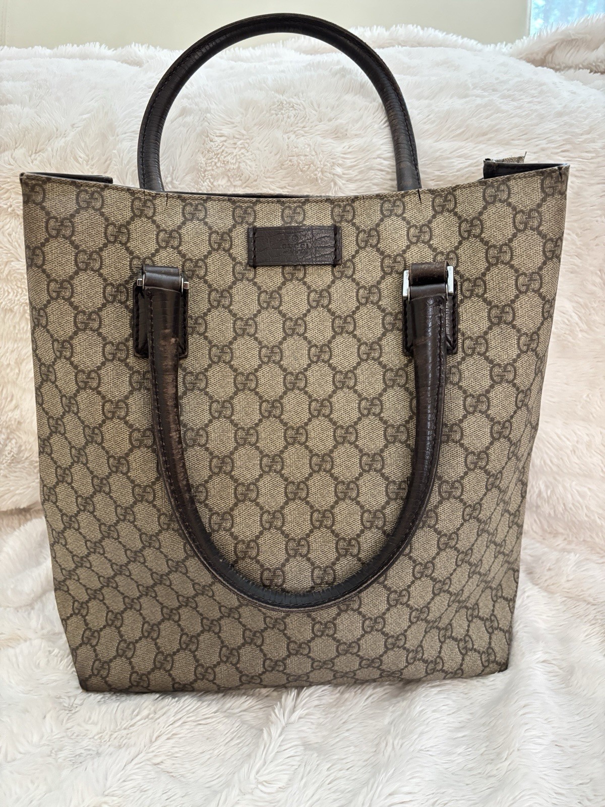 gucci monogram tote bag