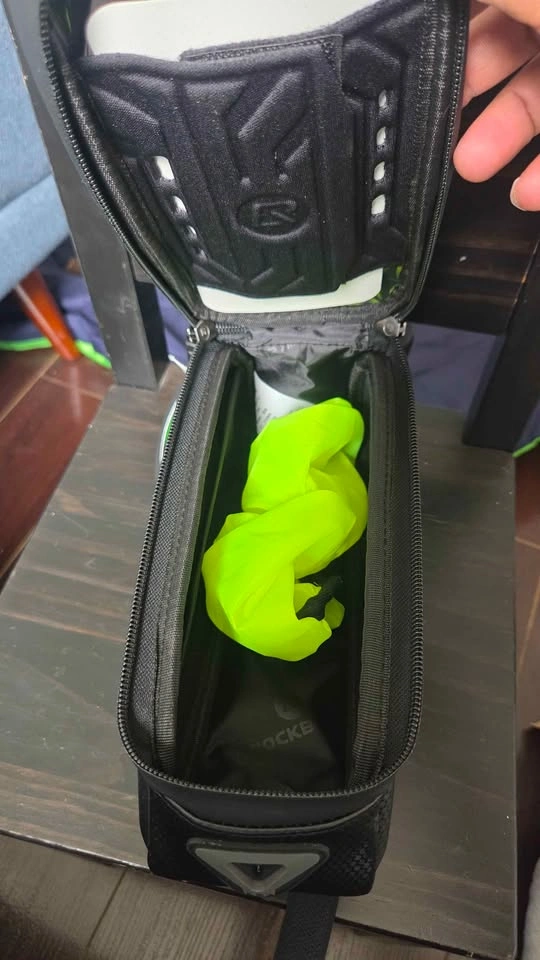ROCKBROS 1.6L Waterproof Bike Phone Frame Bag - photo 2