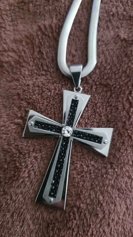 Stainless steel jewelry - photo 2