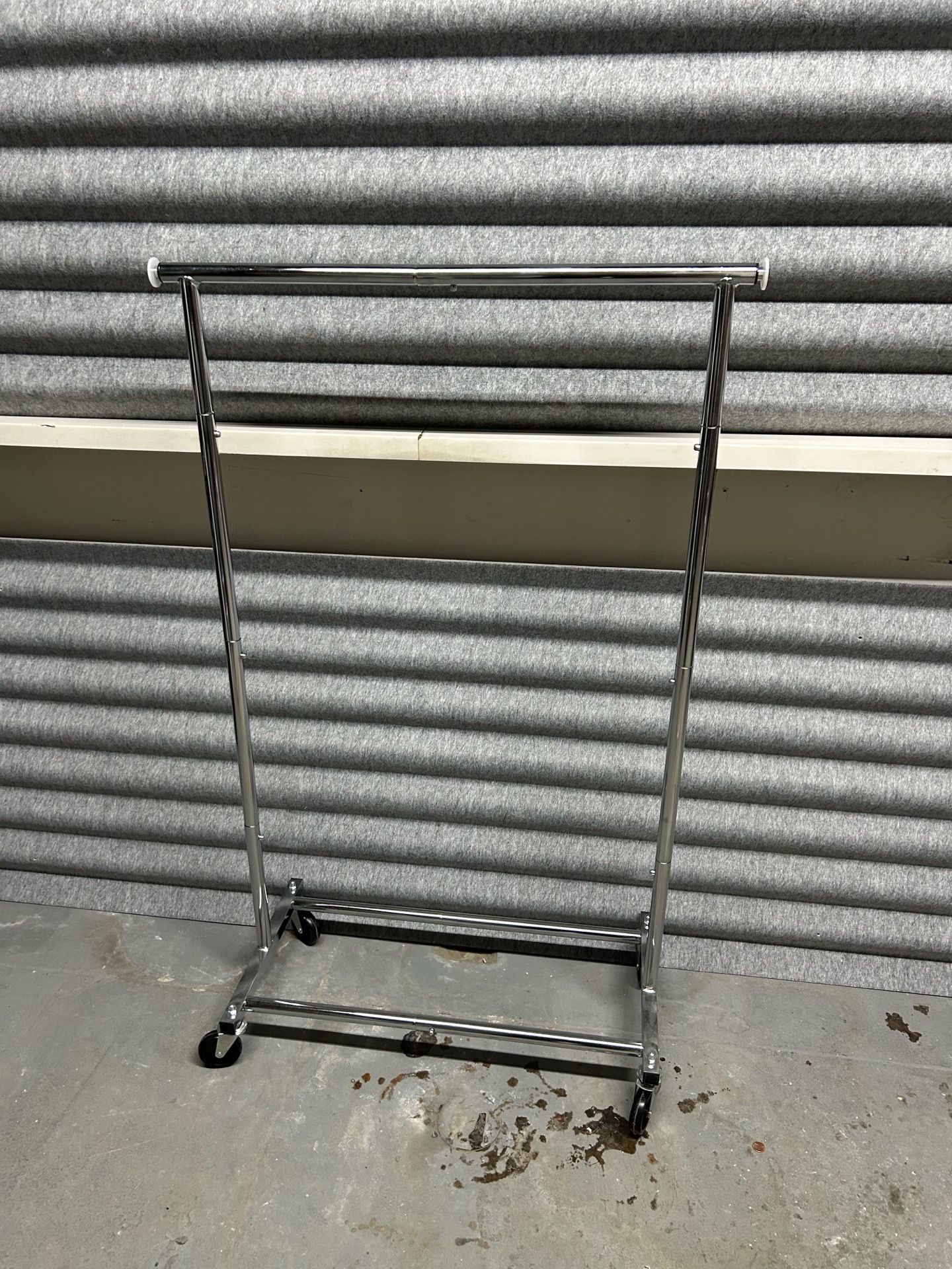 Small Clothes Rack with Wheels - photo 2