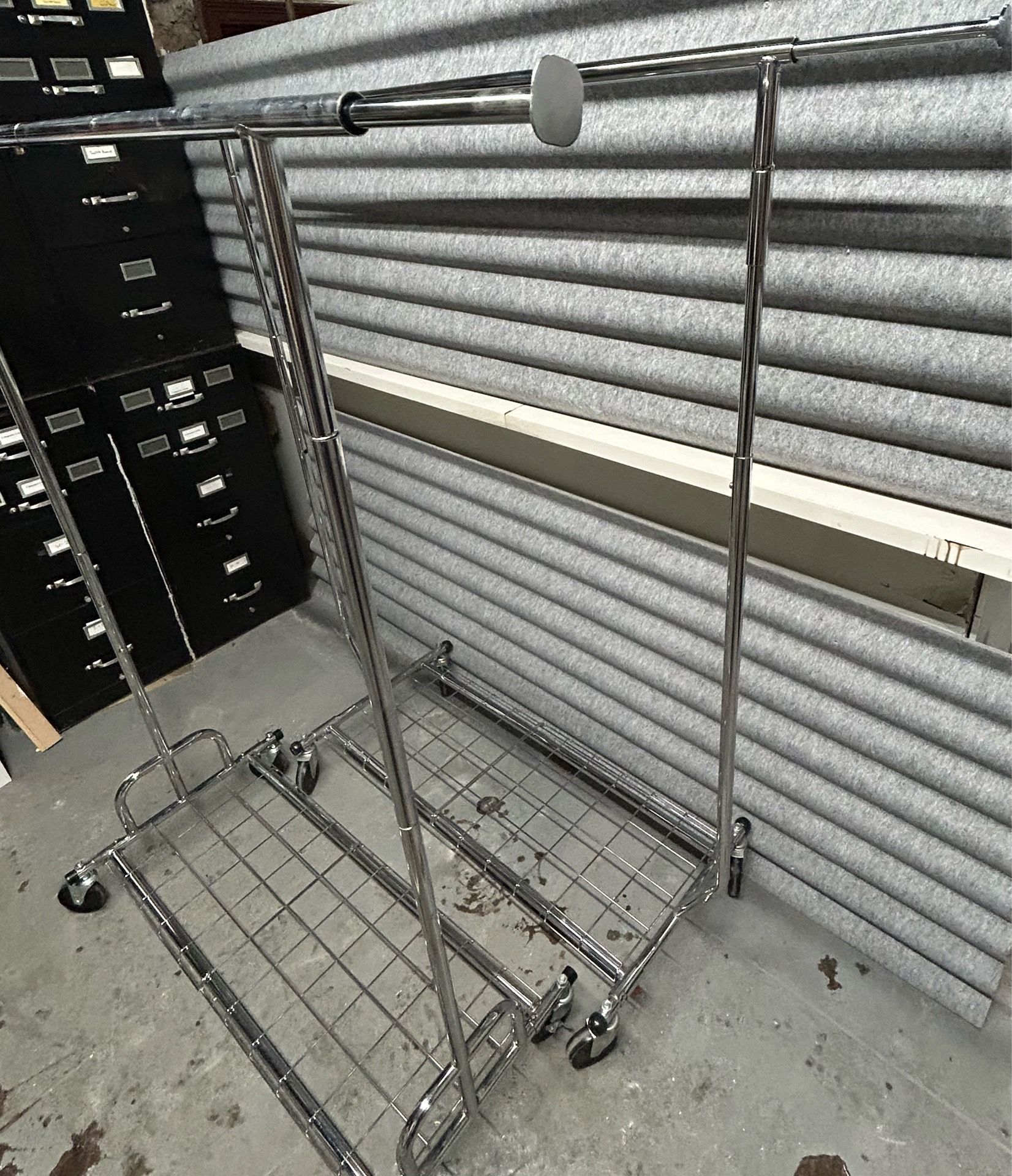 Clothes Rack with Wheels, Heavy Duty Clothing Garment Rack - photo 2