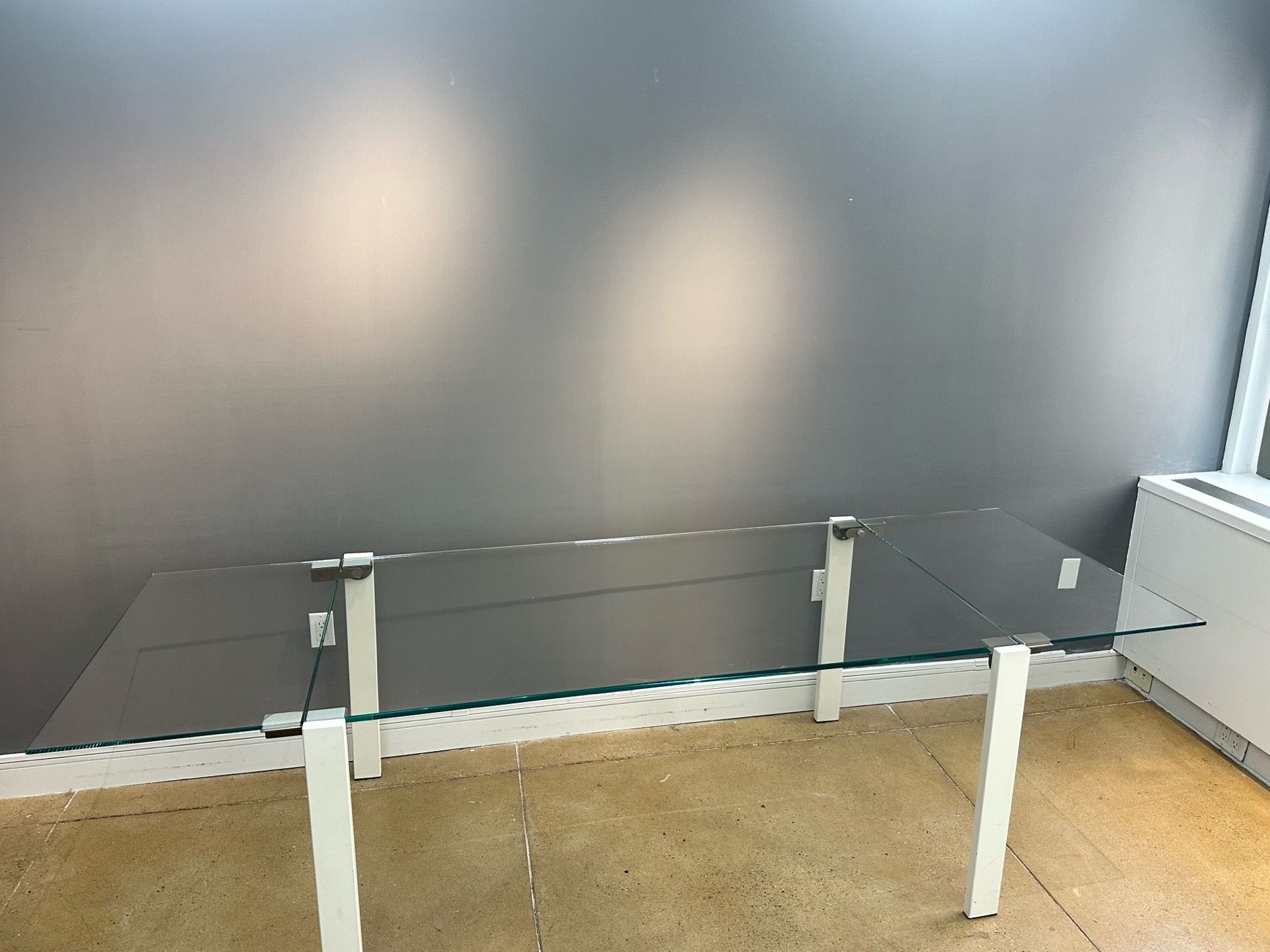Livingstone Extendable Dining Table in Tempered Glass - photo 5