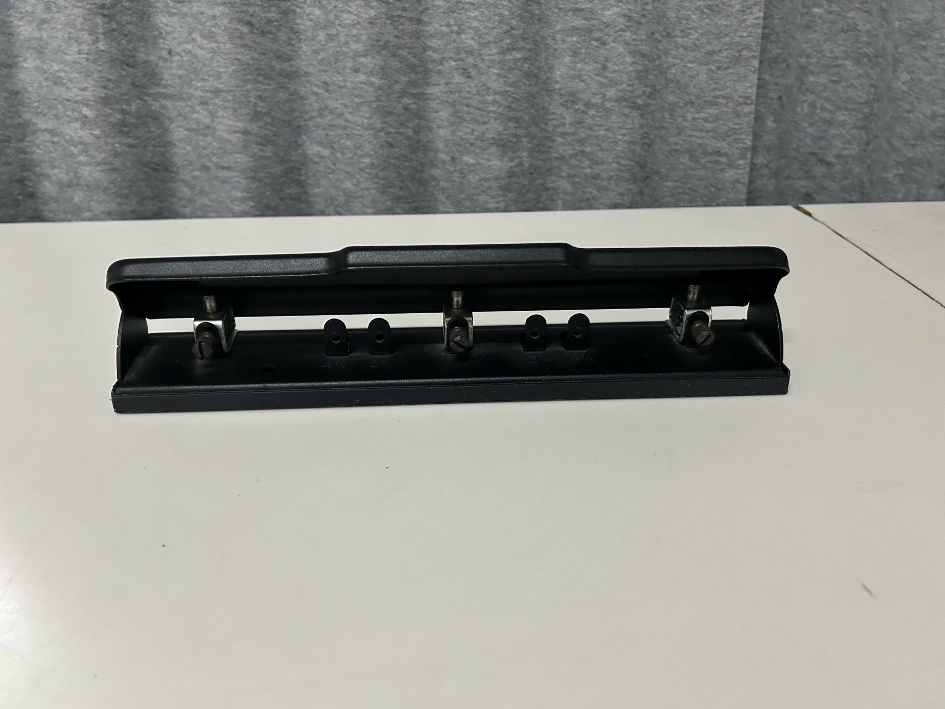 ACCO 3 Hole Paper Punch