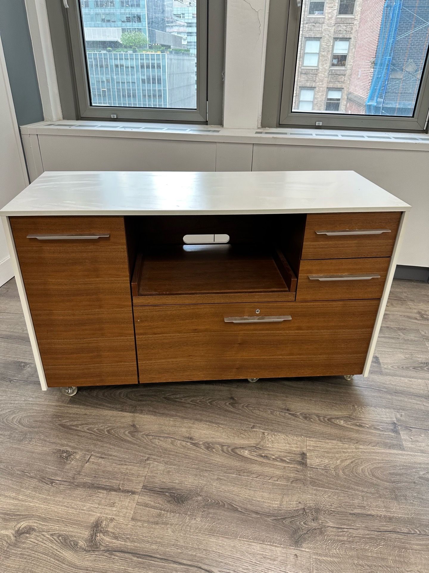 Format 6320 Mobile Credenza - photo 2