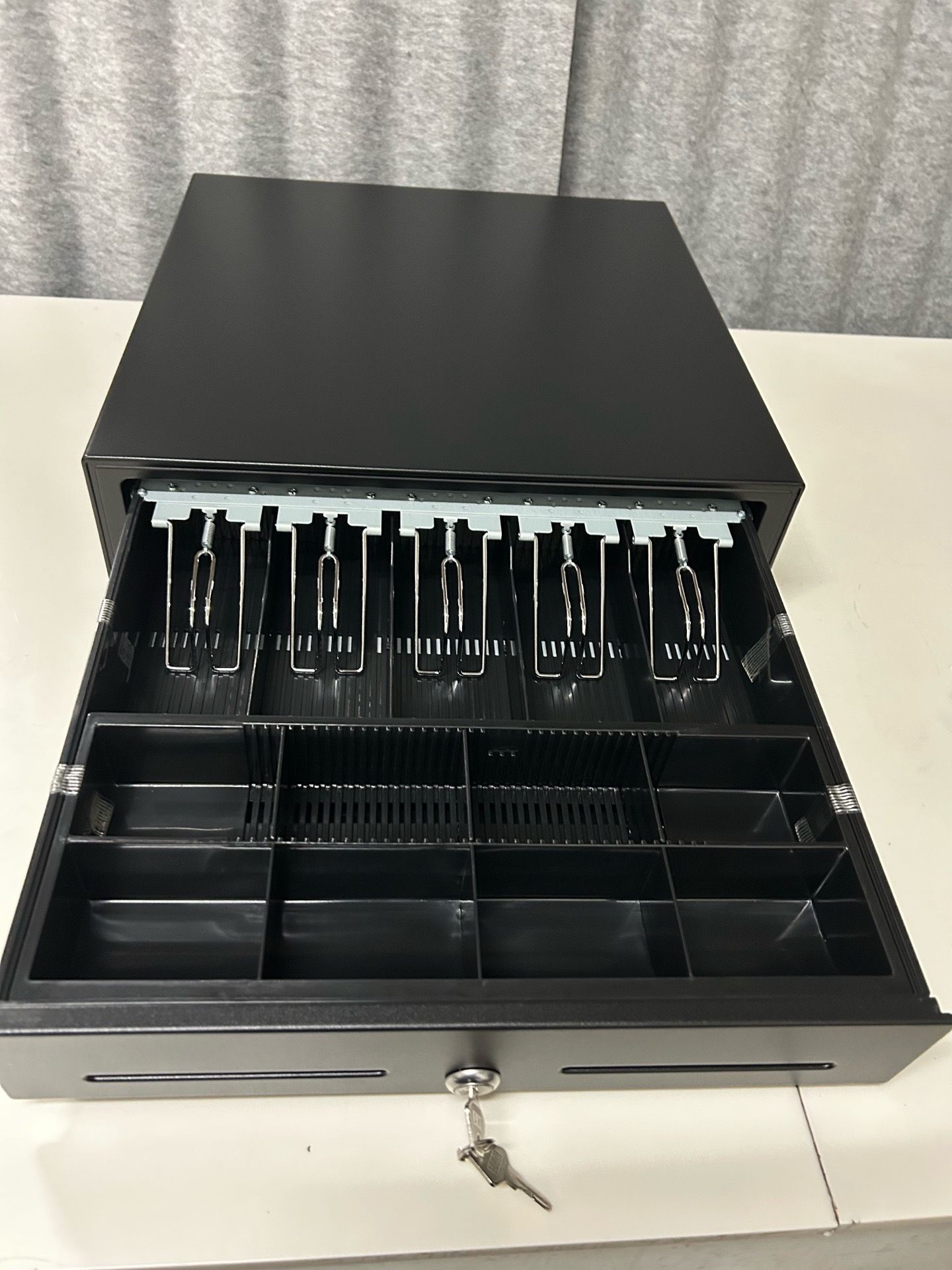 Vasario Series Cash Drawer - photo 2