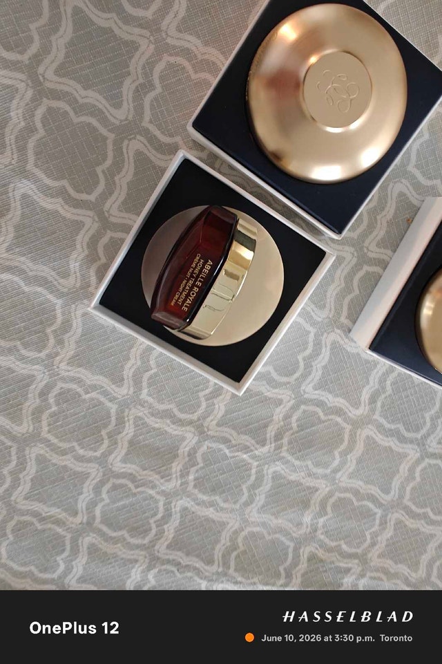 NEW in SEALED bottles of Guerlain Skin Care Cream - photo 3