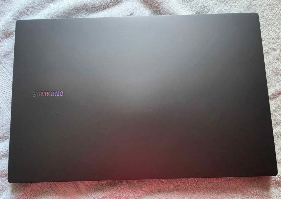 Samsung Galaxy Book4 New Open Box 8GB | 256GB - photo 4