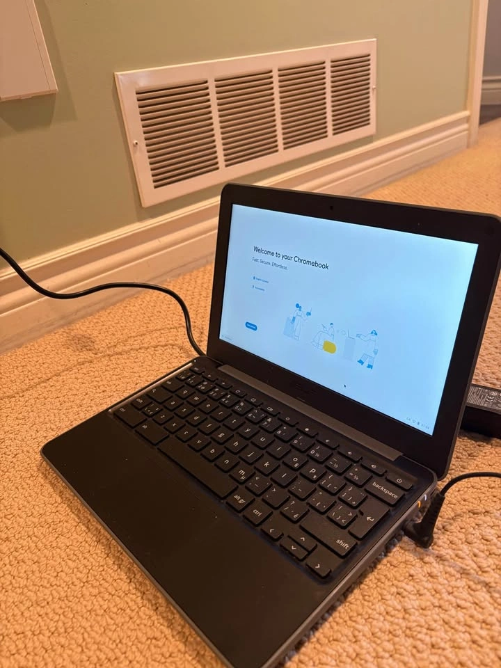 ASUS Chromebook – Factory Reset & Ready to Set Up - photo 2