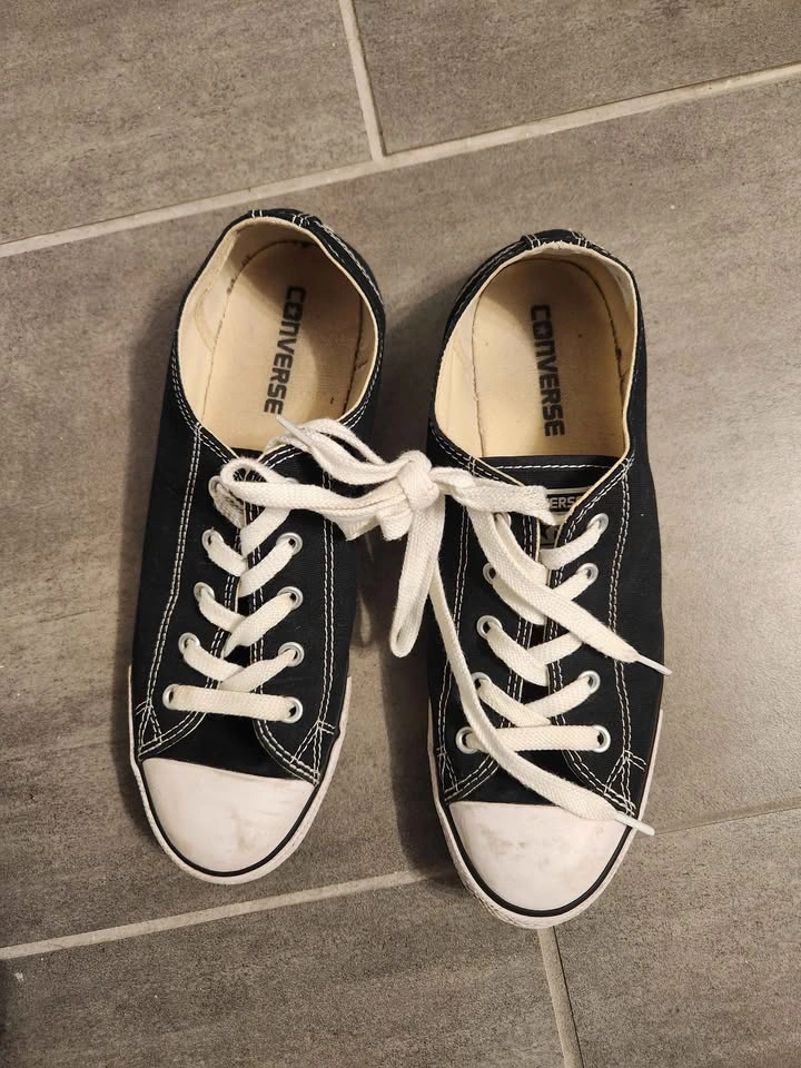 CONVERSE Chuck Taylor All Star Running Shoes – Women’s 8.5 - photo 2