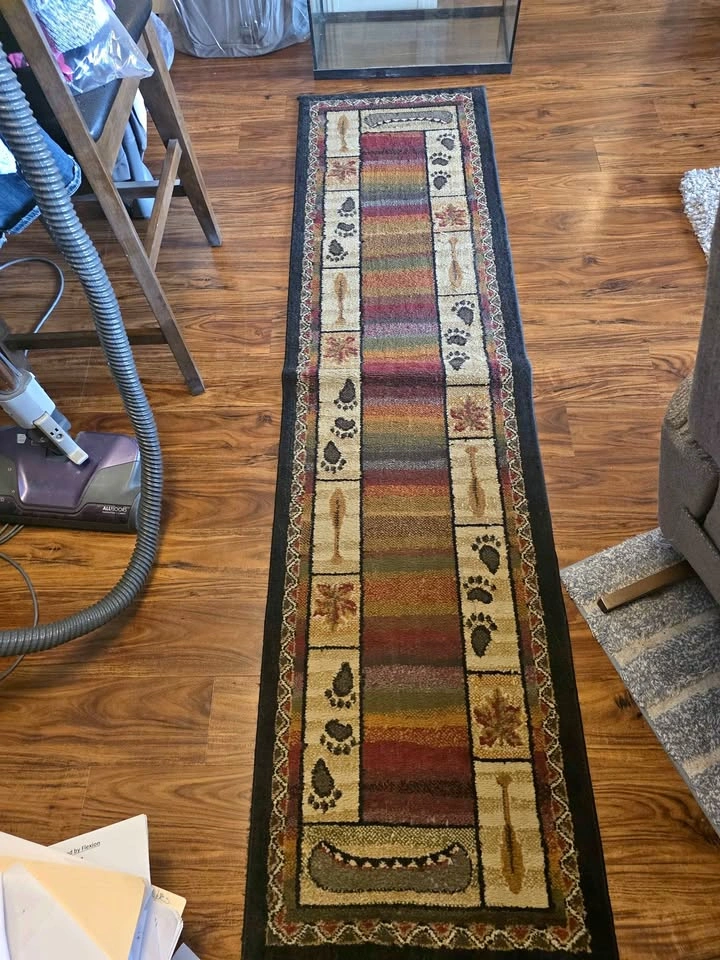 Rustic Bear Paw Canoe Runner Rug 5ft x 22in
