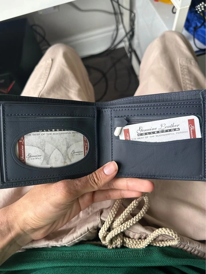 Men’s Black Leather Wallet - photo 3