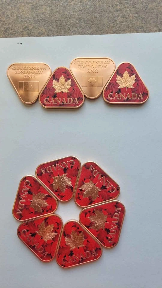 1oz AVDP 999 Colored Collectible Copper Canadian Maple Leaf - photo 2