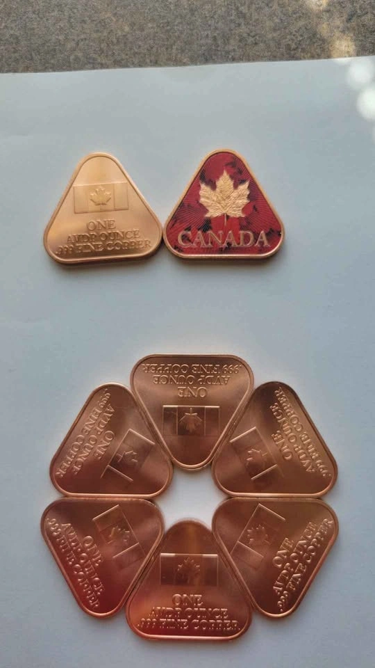 1oz AVDP 999 Colored Collectible Copper Canadian Maple Leaf - photo 4