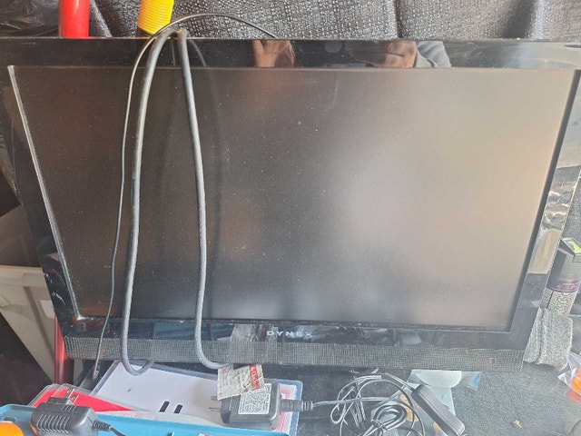 Dynex LCD TV