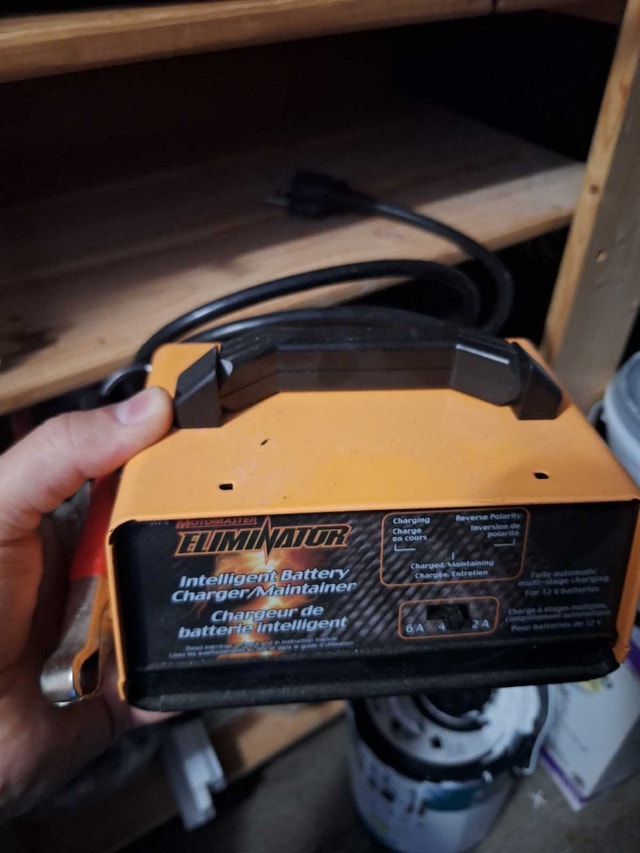 Eliminator Battery Charger