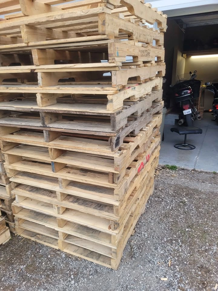40x48 used pallets - photo 2