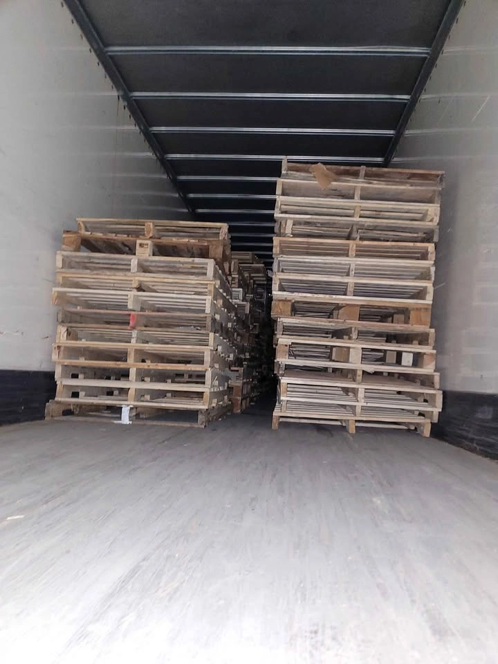 40x48 used pallets - photo 3