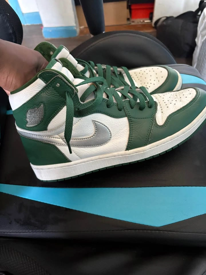 Nike Air Jordan 1 Retro High OG Gorge Green - photo 2