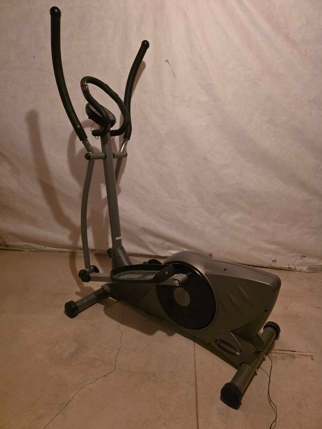 Freespirit Magnetic Elliptical Trainer