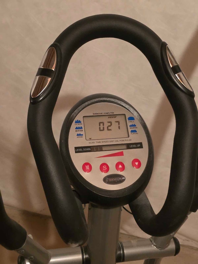 Freespirit Magnetic Elliptical Trainer - photo 3