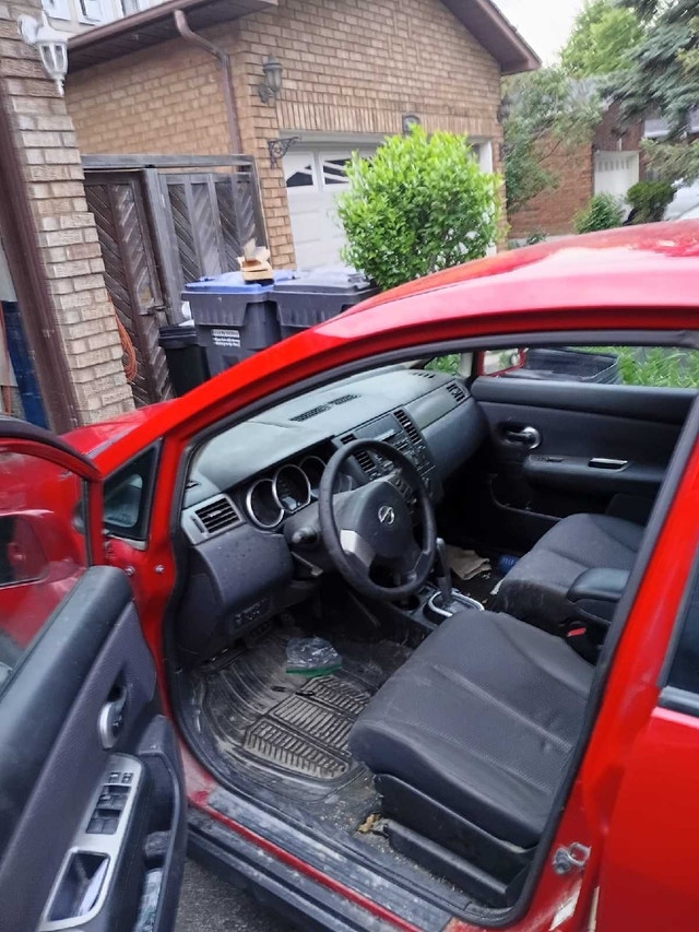 For parts - 2009 nissan versa 1.8 hatch - photo 3