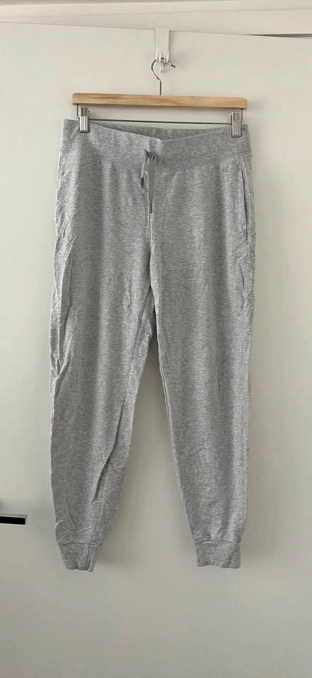 Tuff Athletics Women’s Large Comfy Grey Joggers