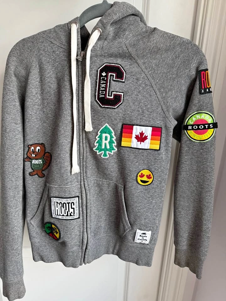 Roots Canada Camp Patches Zip Up Hoodie Women's Size XS