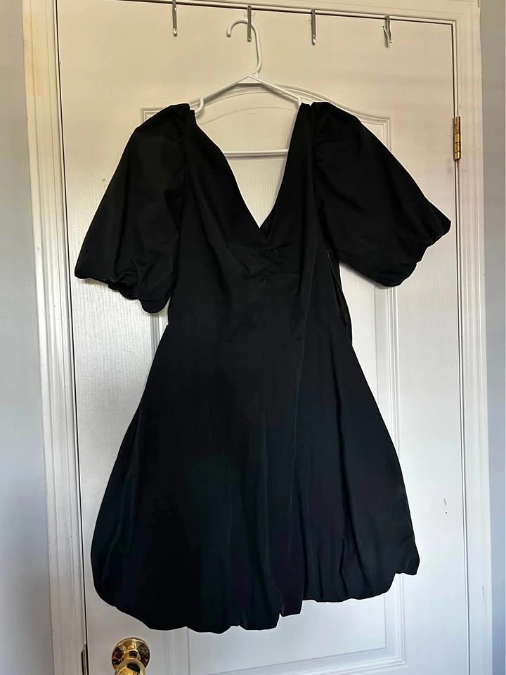 Black poof backless dress