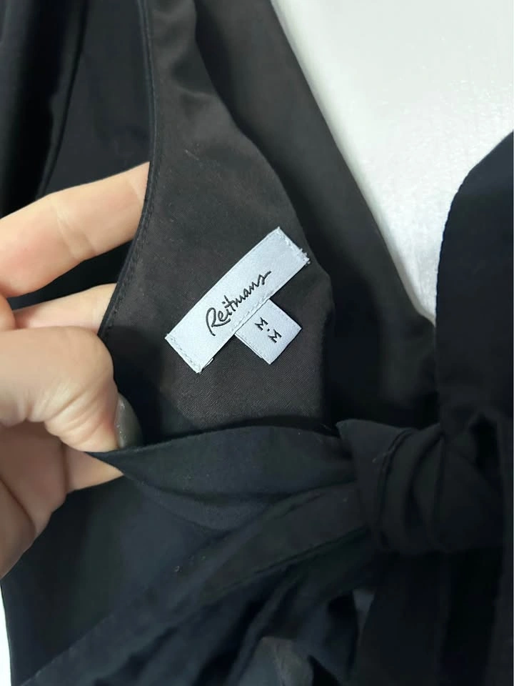 Black poof backless dress - photo 3