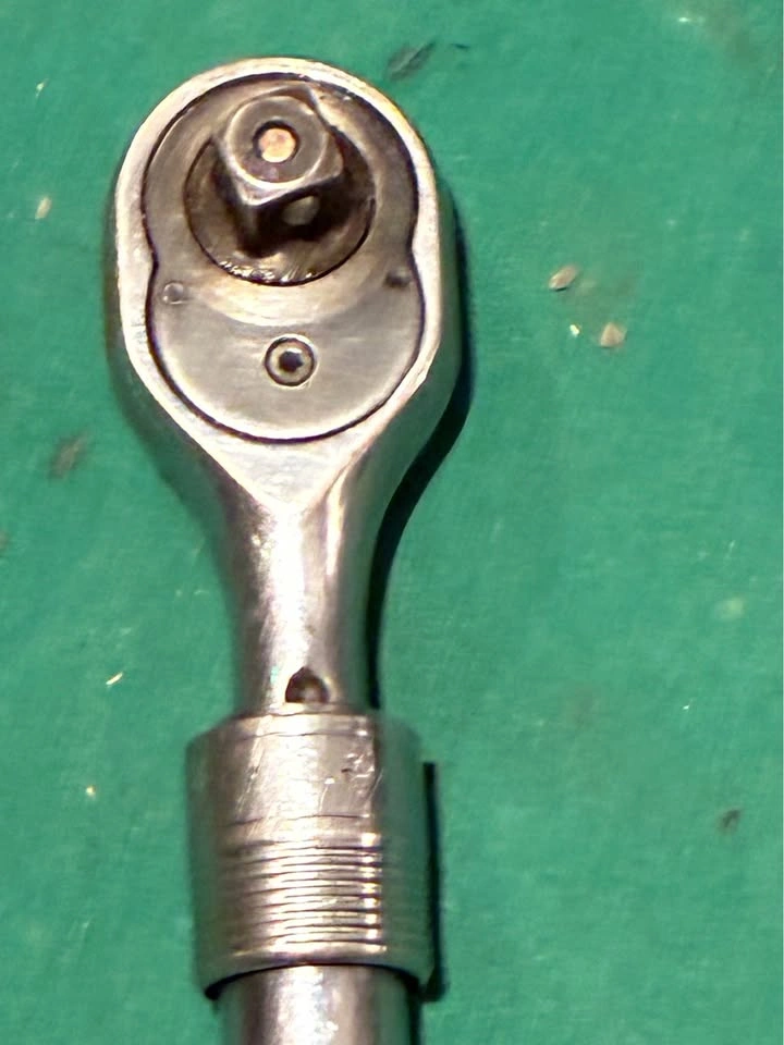 Masterforce 1/2” Drive Quick Release Extendable Ratchet - photo 2
