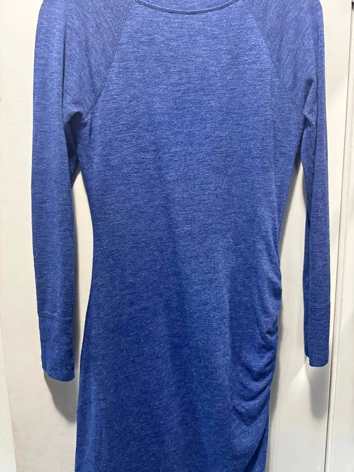 Banana Republic - S- Blue long-sleeve ruched dress