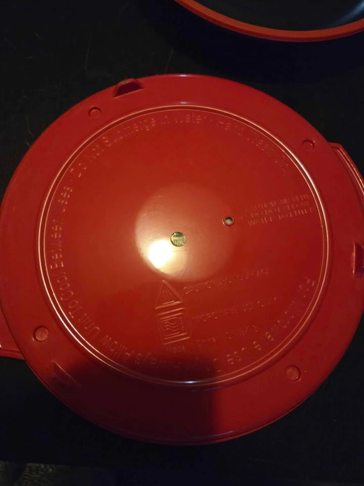 Reheatza Microwave Crisper - photo 3