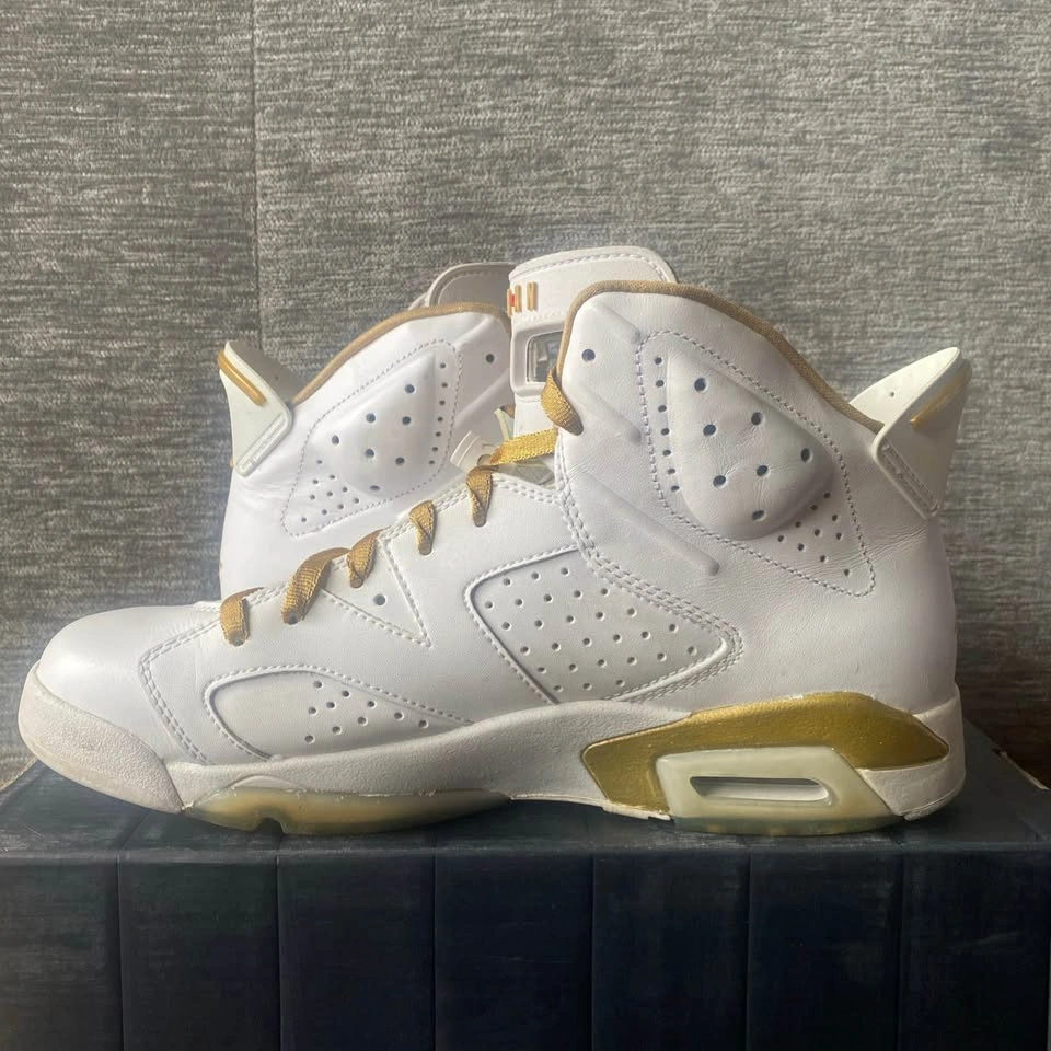 Jordan 6 Golden Moments size 10.5 - photo 2