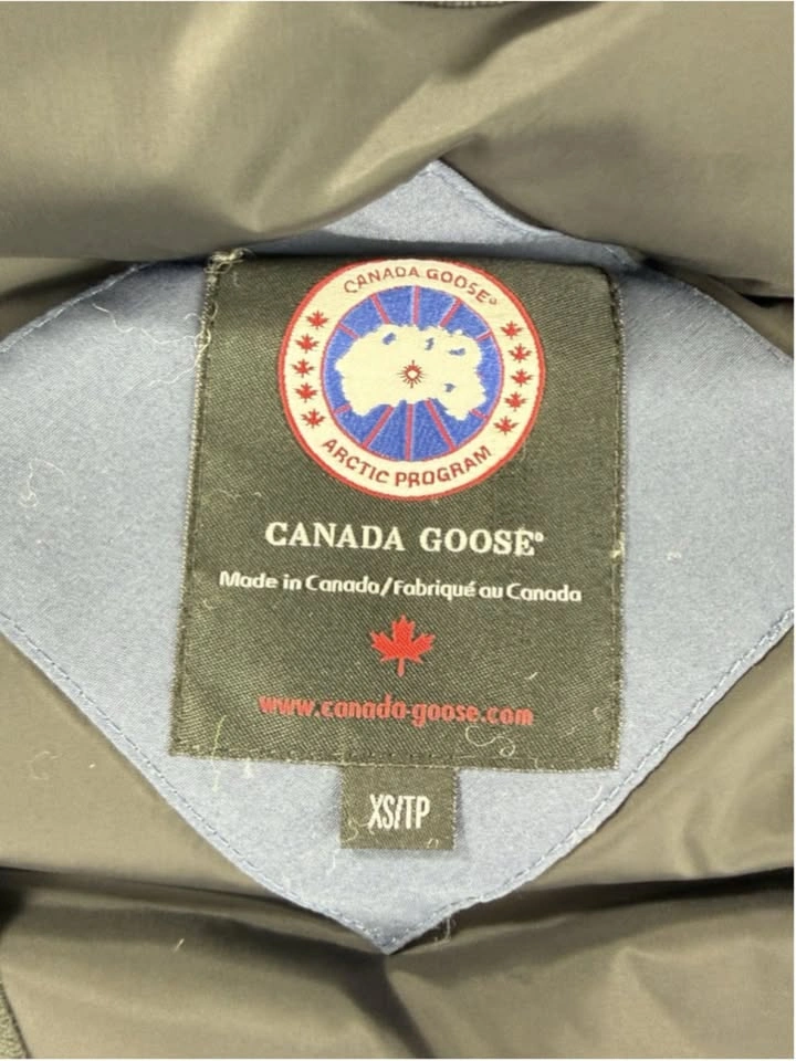 Canada Goose Women's Size XS Blue Montebello Parka Jacket - photo 4