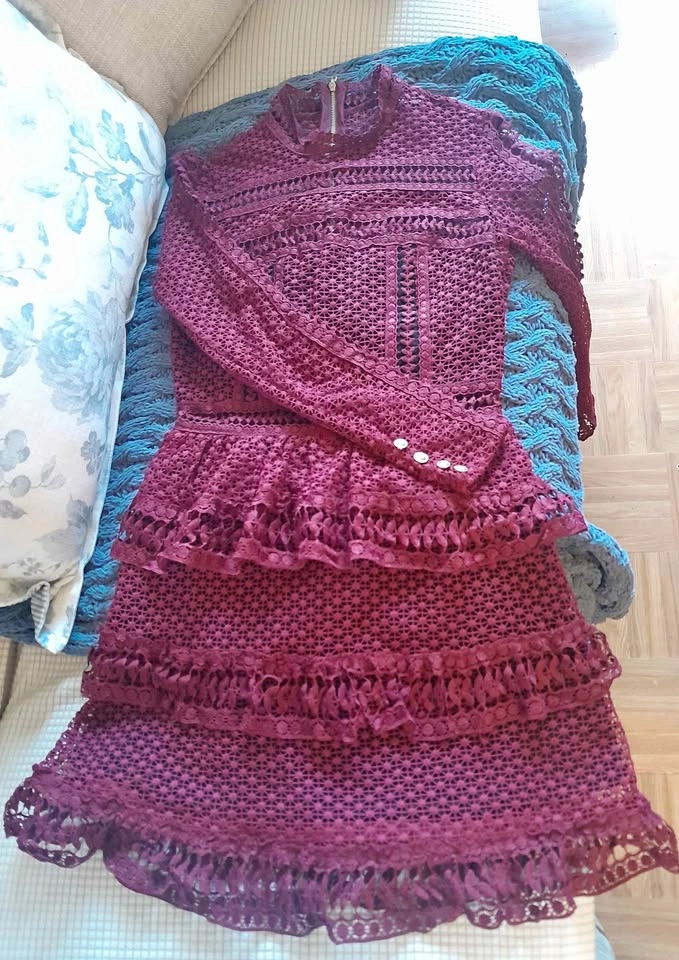 Women's Lace with Long sleeve Dress XS